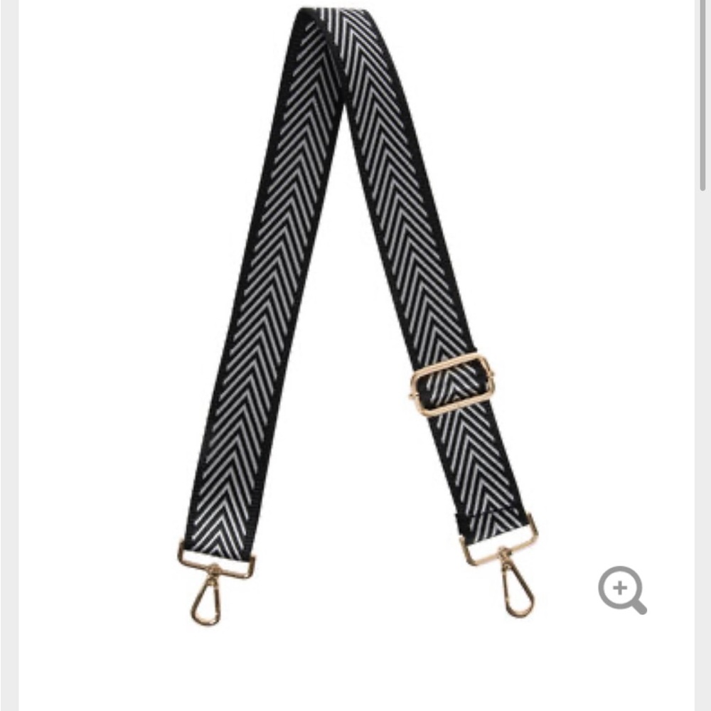 Black & white Chevron adjustable strap with gold hardware